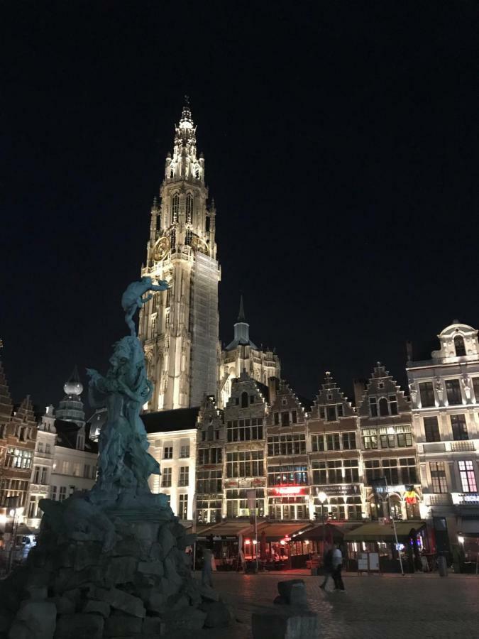 Brabo Suite 1 Antwerpen Bagian luar foto